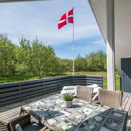Holiday Xcix Holiday home *